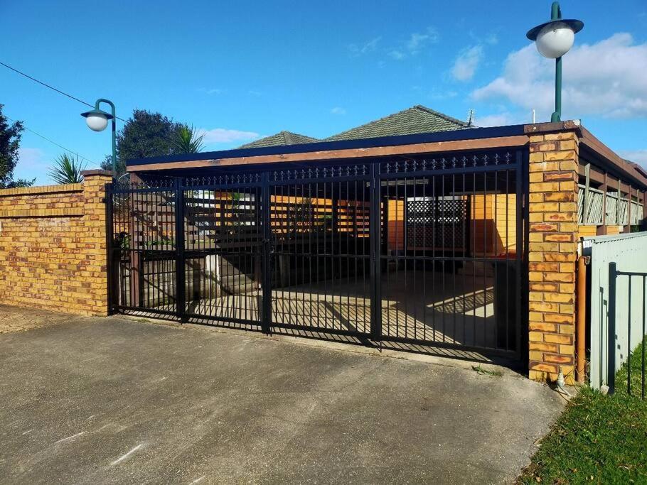 Boyle'S Beach House - Fully Furnished 3 Bedroom Home. Secure Parking. Nambucca Heads Exterior photo